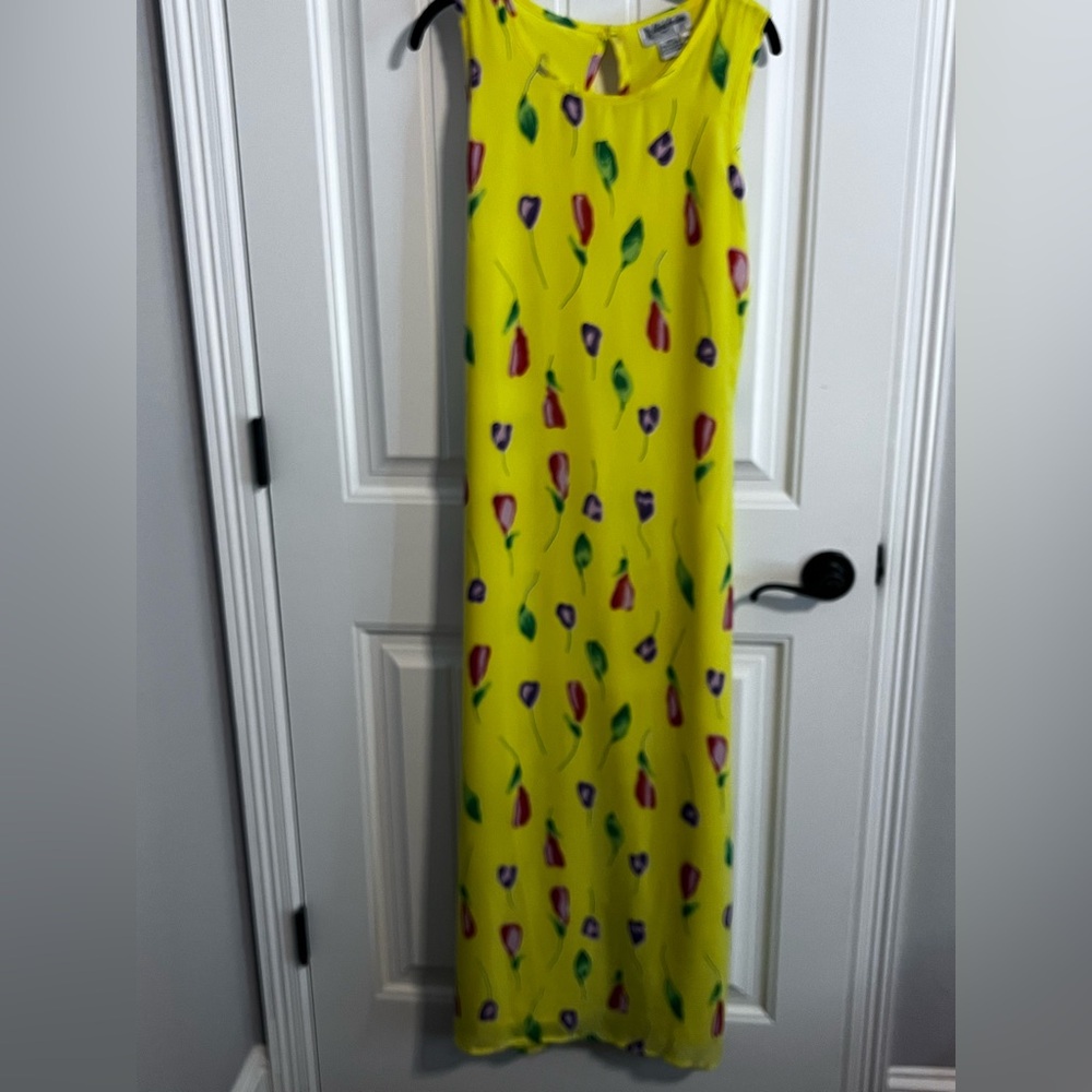 #4530. Liberty Fashions Women's Yellow Floral Print Chiffon Maxi Dress. Size 18